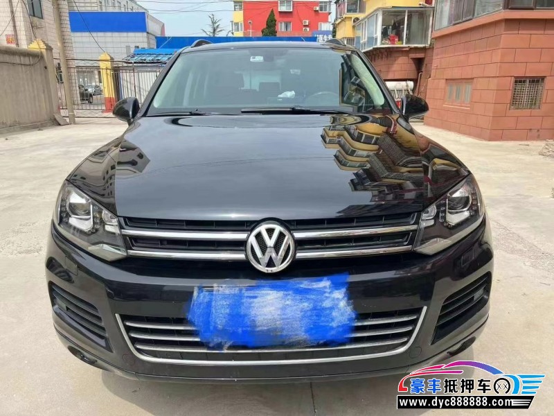 14年大众途锐轿车抵押车出售