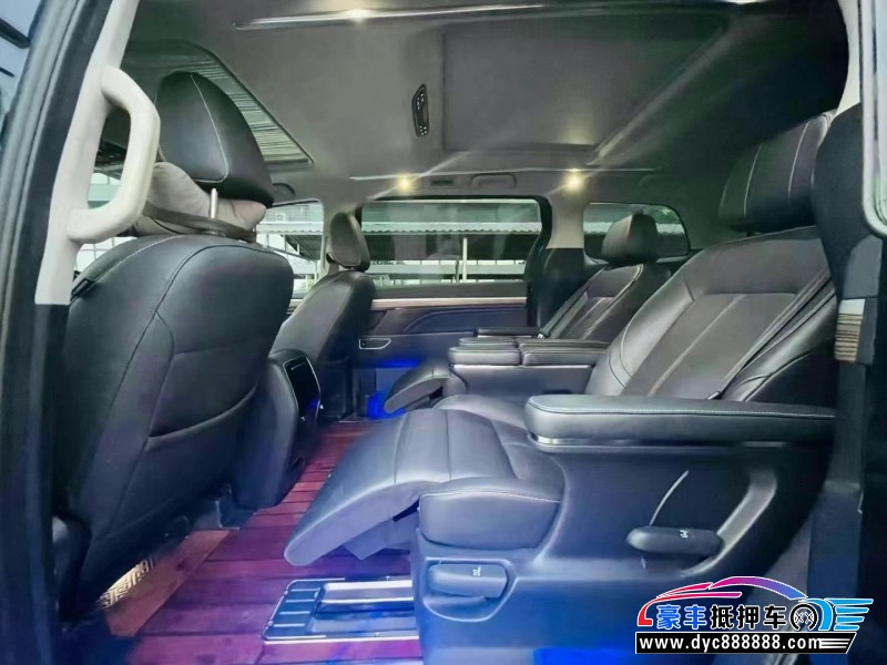 22年传祺M8轿车抵押车出售