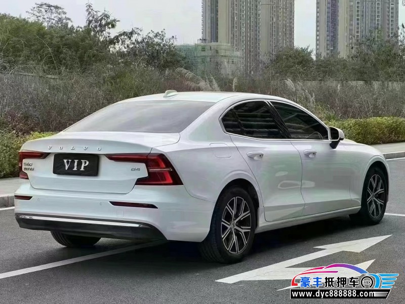 22年沃尔沃S60轿车抵押车出售
