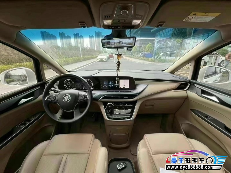 21年别克GL8轿车抵押车出售