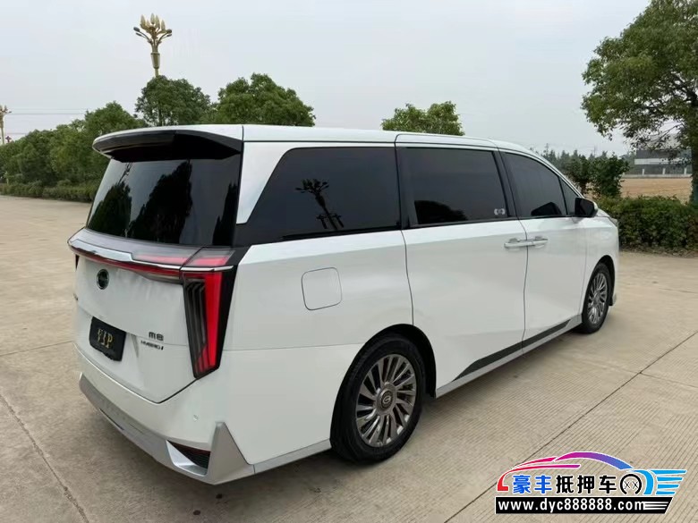 23年传祺M8轿车抵押车出售