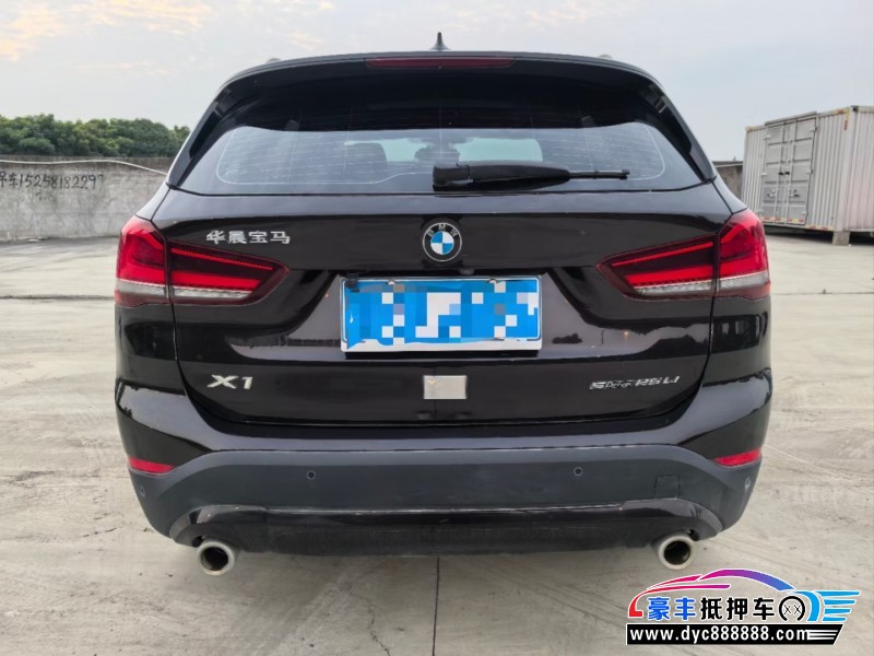 20年宝马X1轿车抵押车出售