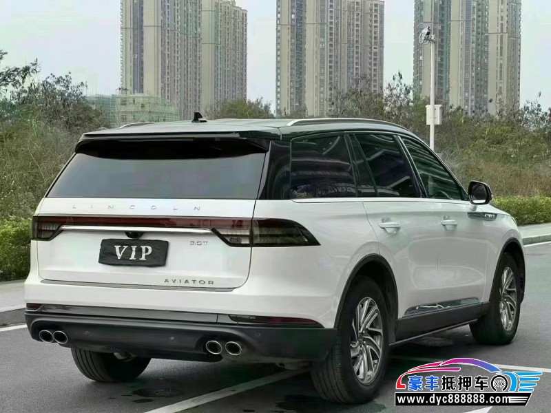 22年林肯飞行家轿车抵押车出售