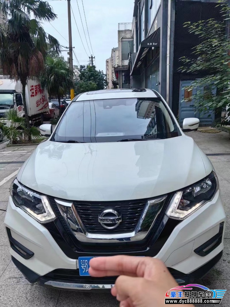 20年日产奇骏轿车抵押车出售