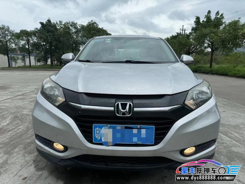 15年本田缤智轿车抵押车出售