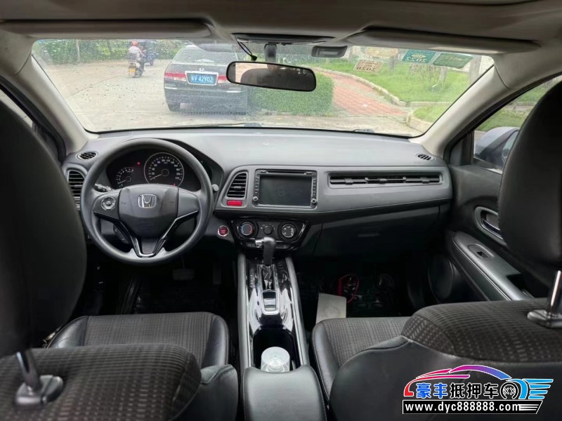 15年本田缤智轿车抵押车出售