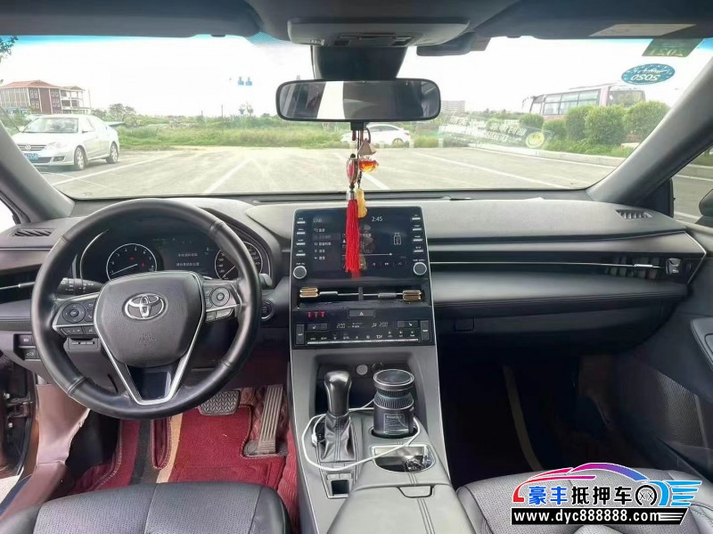 19年丰田亚洲龙轿车抵押车出售