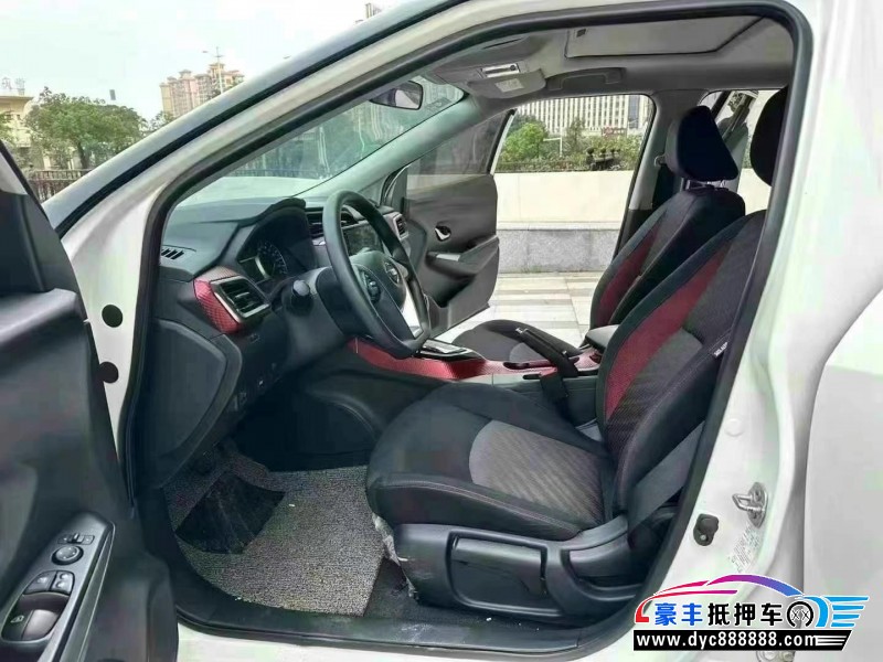 20年日产LANNIA 蓝鸟轿车抵押车出售