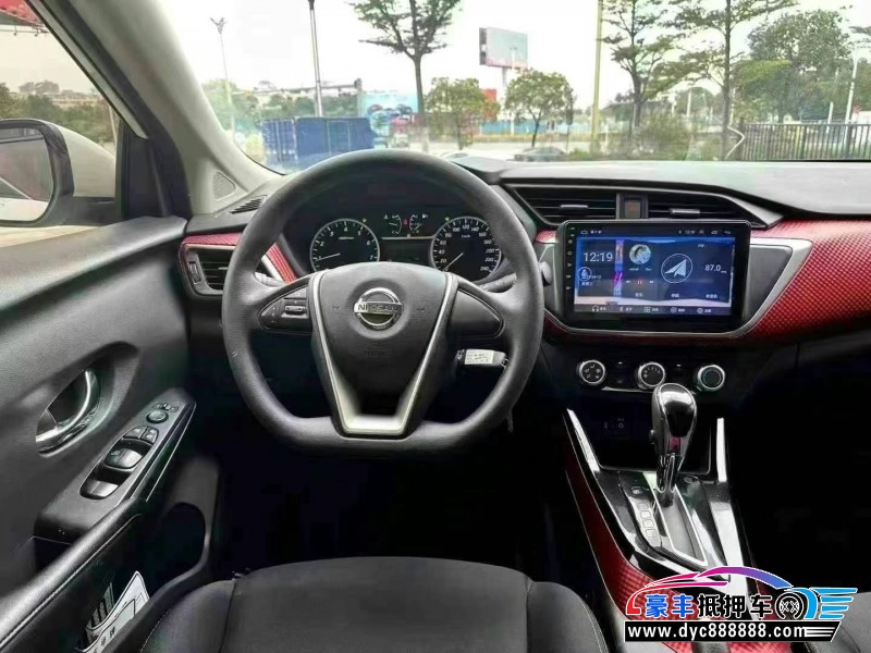 20年日产LANNIA 蓝鸟轿车抵押车出售