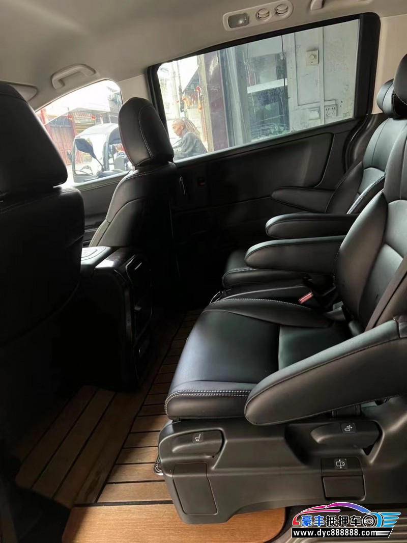 21年本田奥德赛轿车抵押车出售