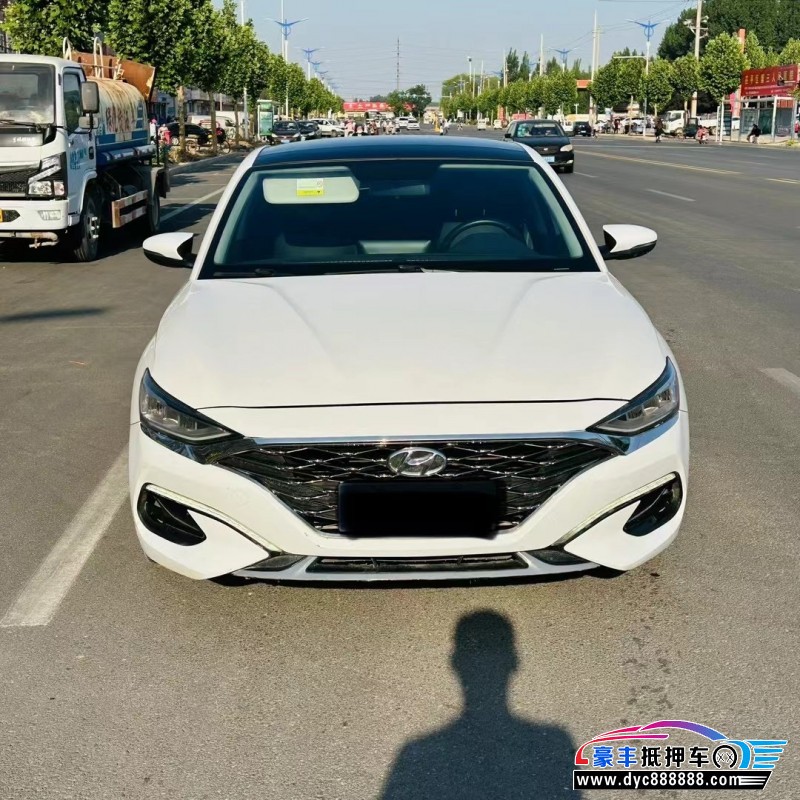 20年现代菲斯塔轿车抵押车出售