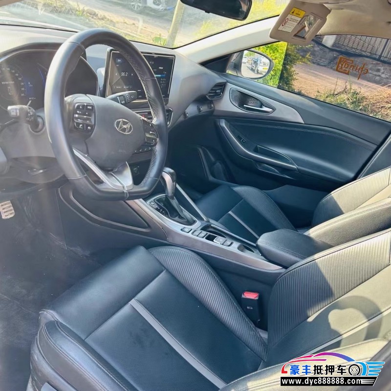 20年现代菲斯塔轿车抵押车出售