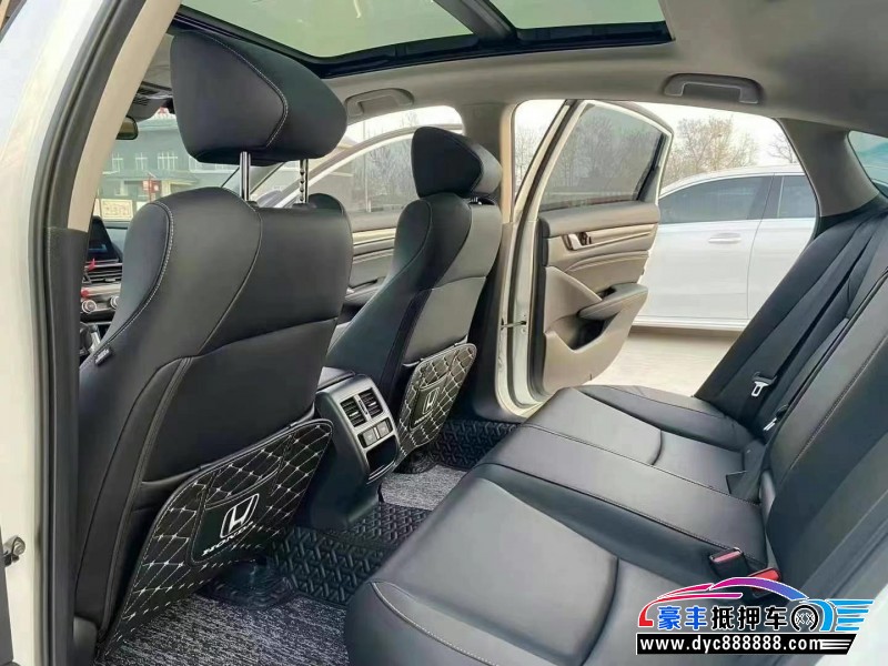 22年本田雅阁轿车抵押车出售