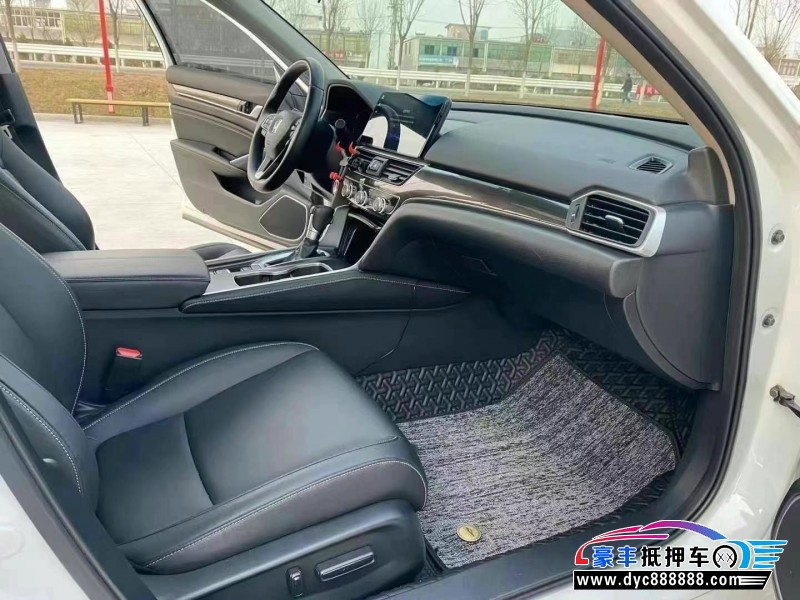 22年本田雅阁轿车抵押车出售