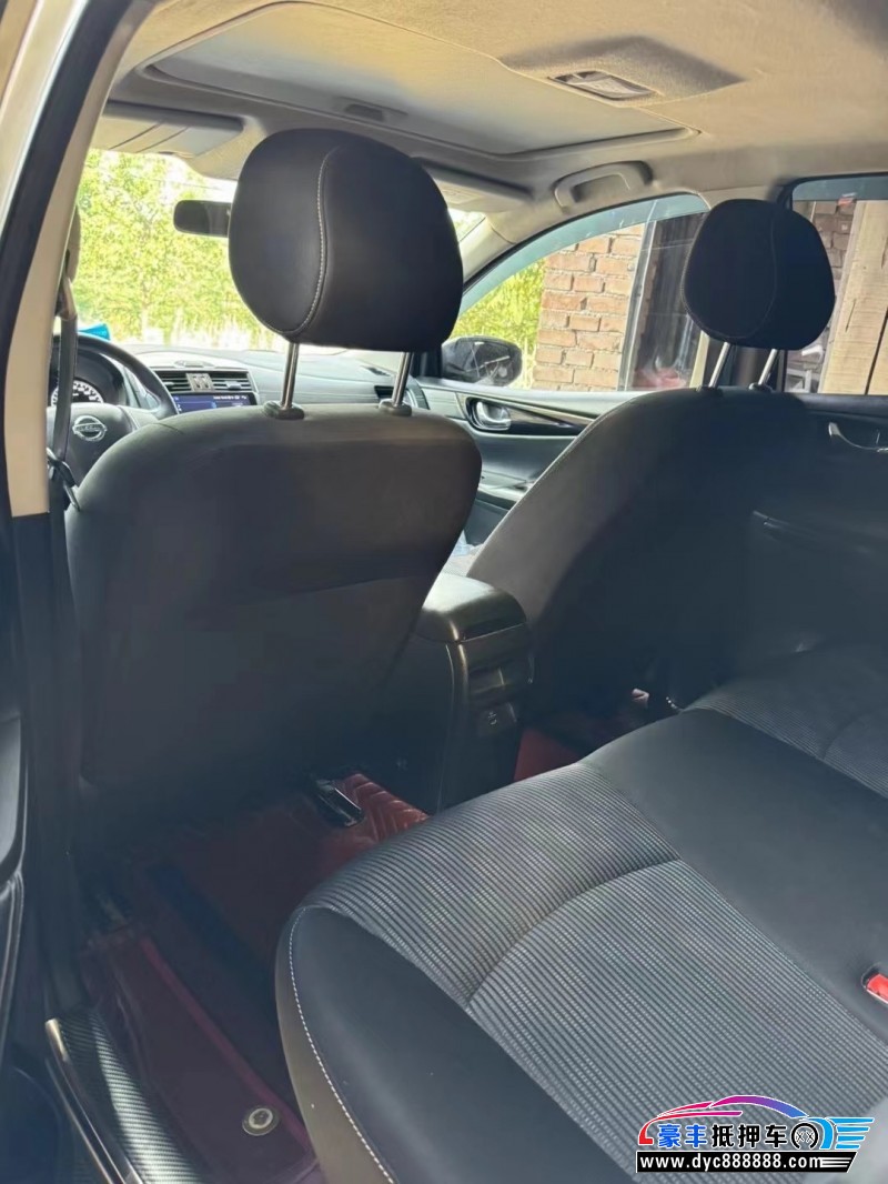 21年日产骐达轿车抵押车出售