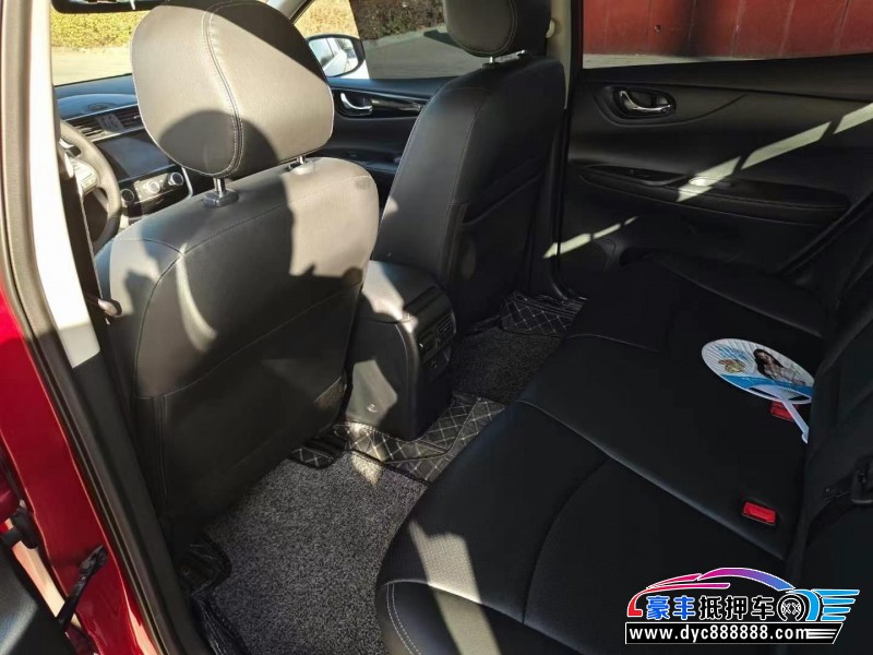 22年日产骐达轿车抵押车出售