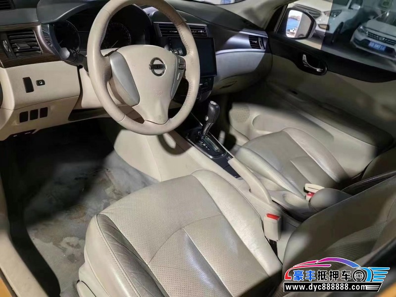 14年日产骐达轿车抵押车出售