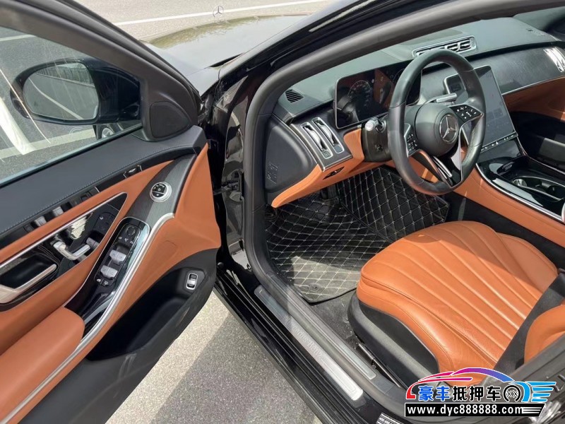 22年奔驰S轿车抵押车出售
