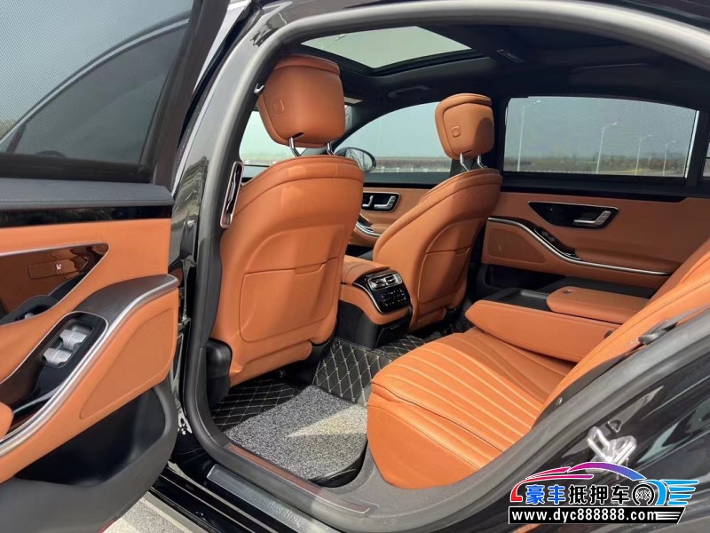 22年奔驰S轿车抵押车出售