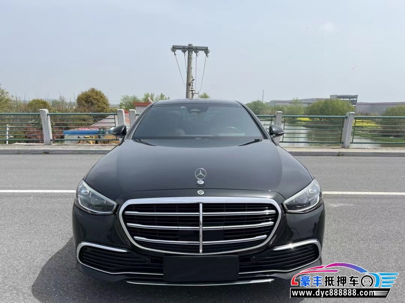 22年奔驰S轿车抵押车出售