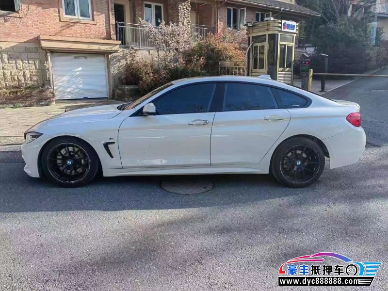 19年宝马4系轿车抵押车出售