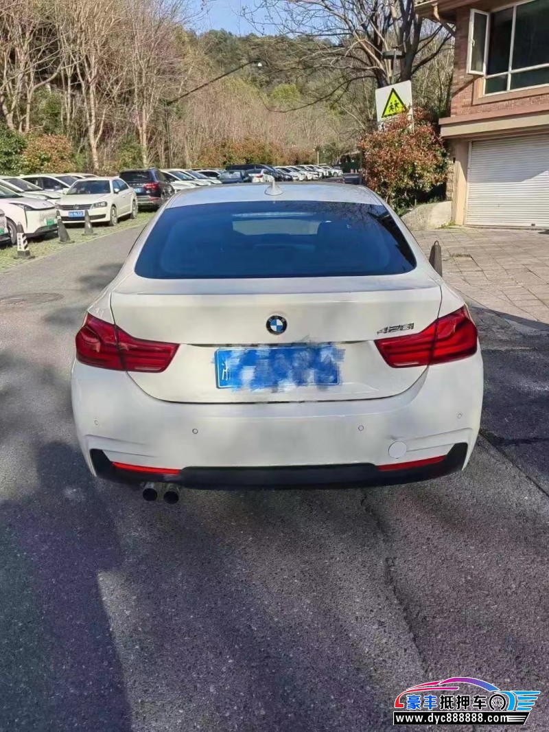 19年宝马4系轿车抵押车出售
