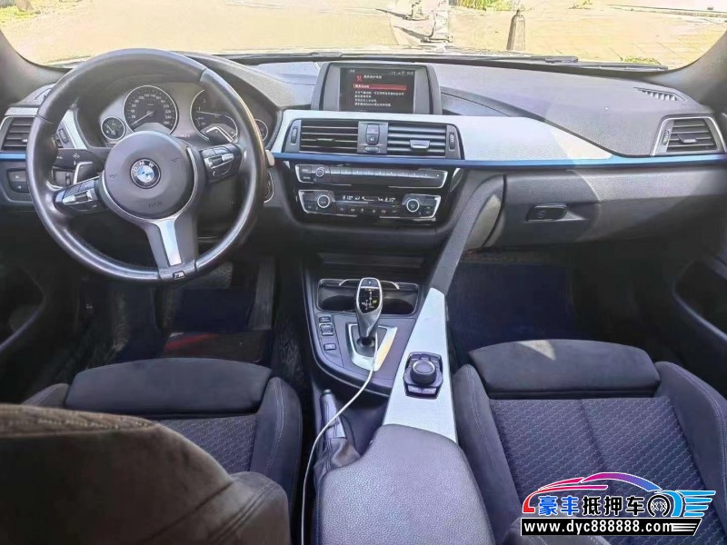 19年宝马4系轿车抵押车出售