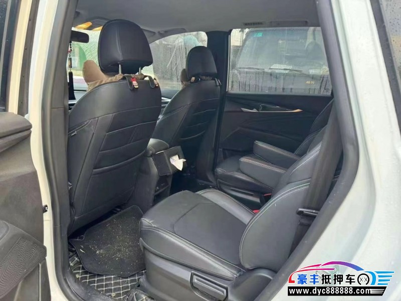 21年上汽大通G50轿车抵押车出售