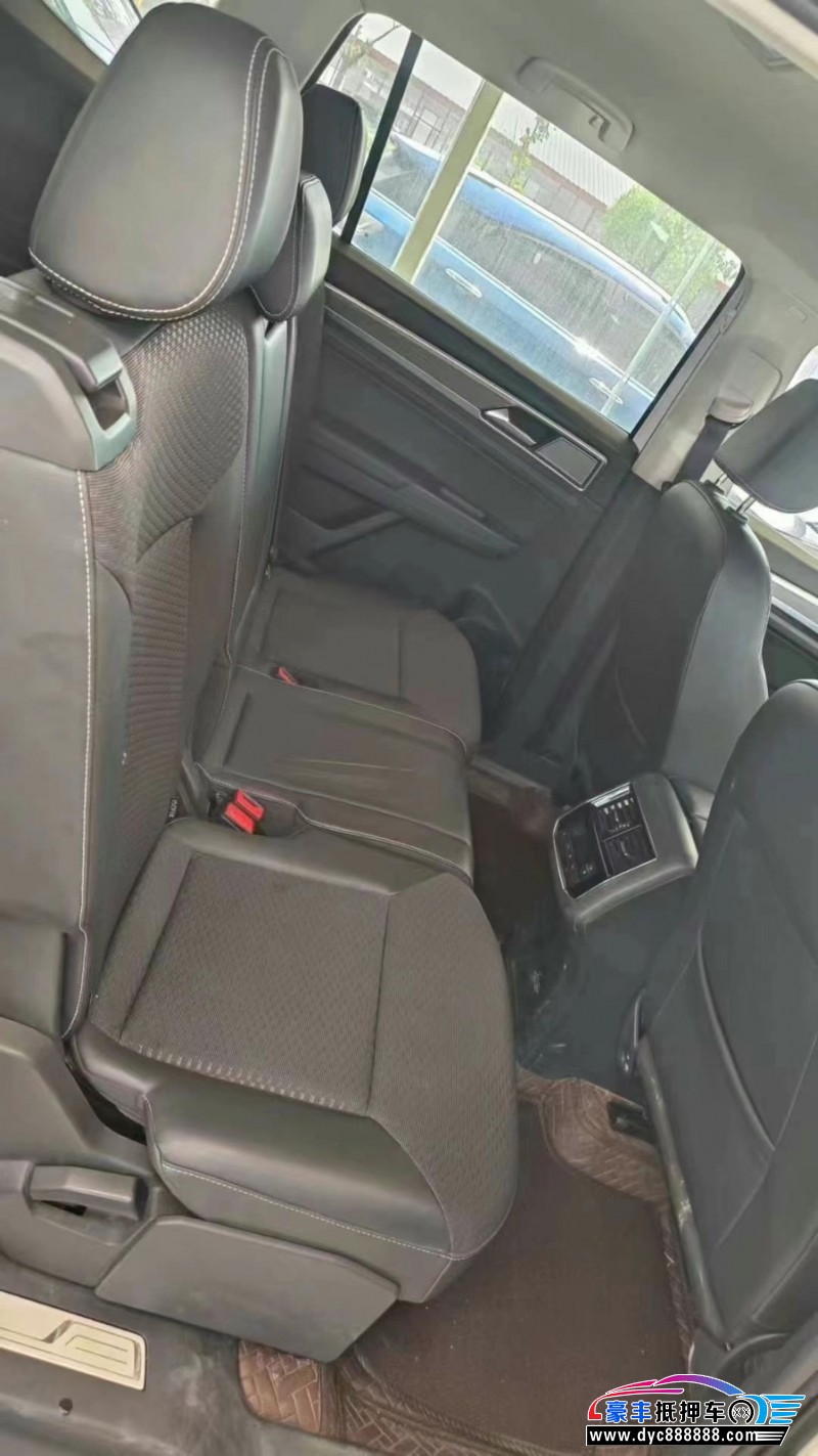 21年大众途昂轿车抵押车出售