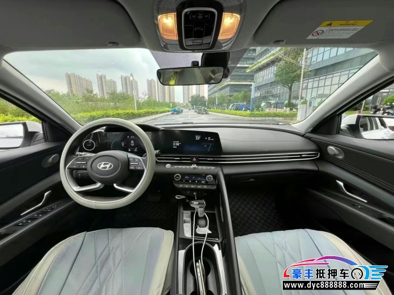 23年现代伊兰特轿车抵押车出售