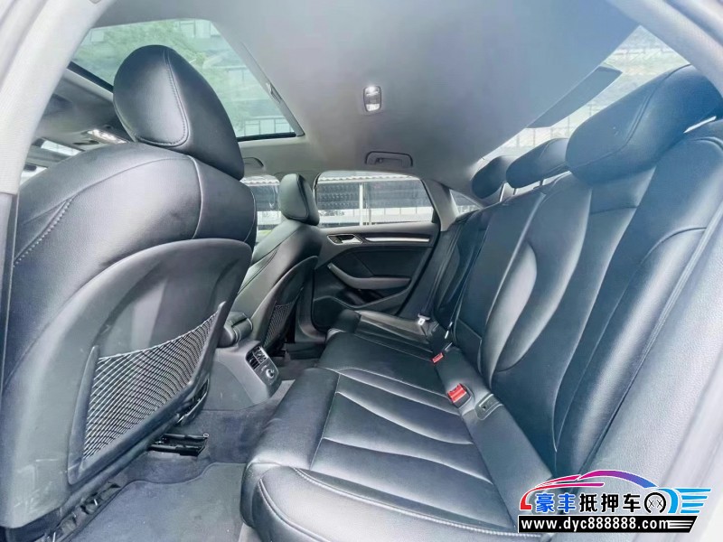 18年奥迪A3轿车抵押车出售