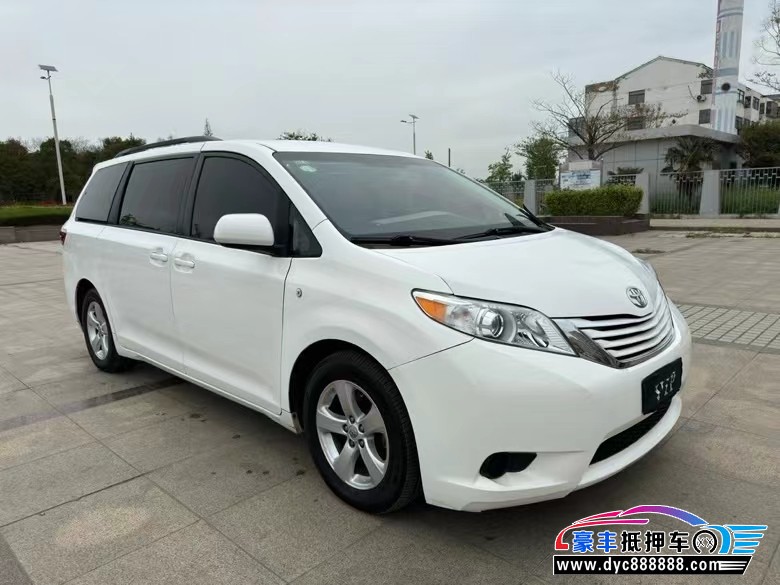 18年丰田塞纳轿车抵押车出售