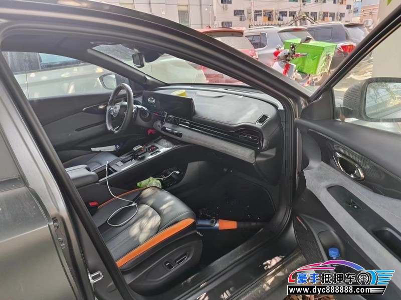 23年传祺影豹轿车抵押车出售