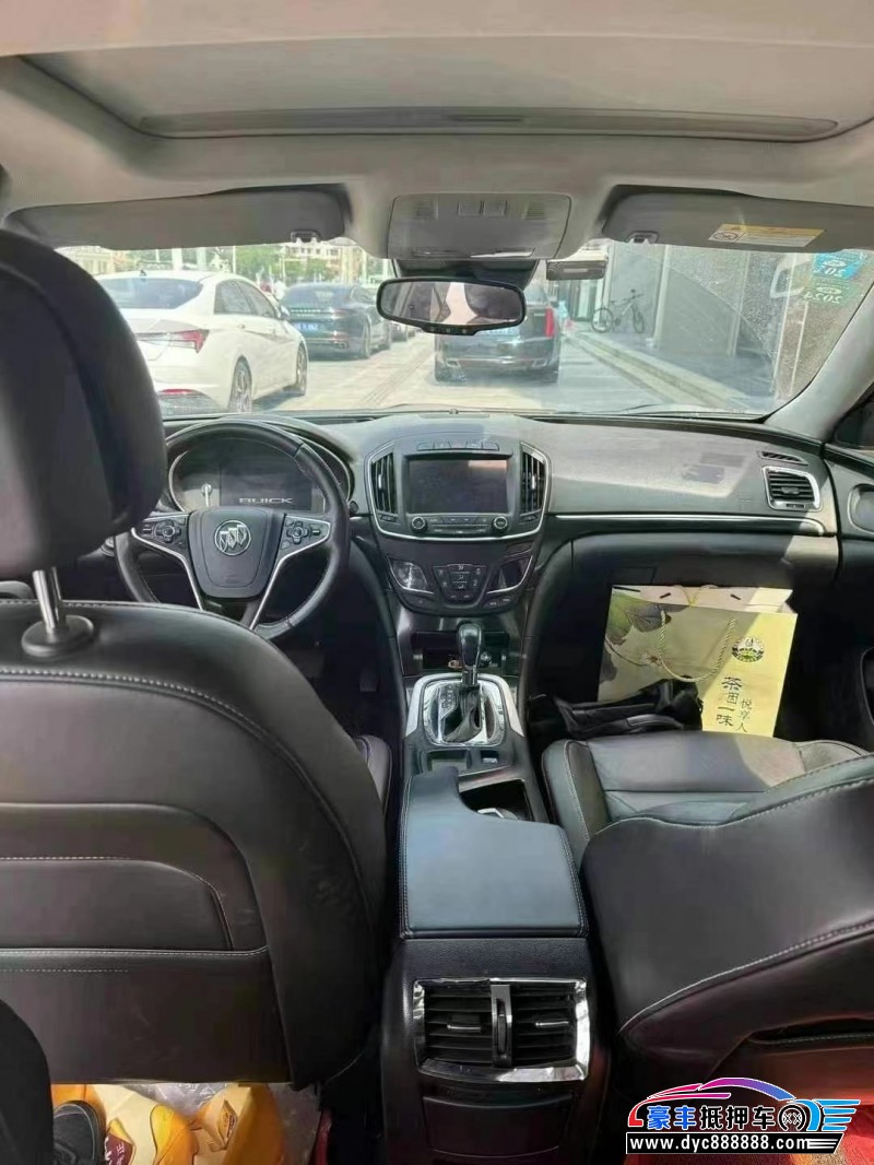 14年别克君威轿车抵押车出售