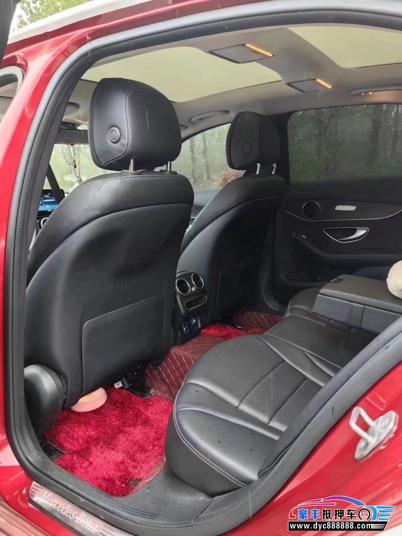 21年奔驰C轿车抵押车出售