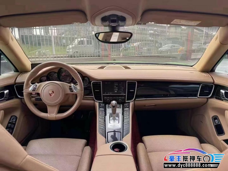 15年保时捷帕纳梅拉轿车抵押车出售