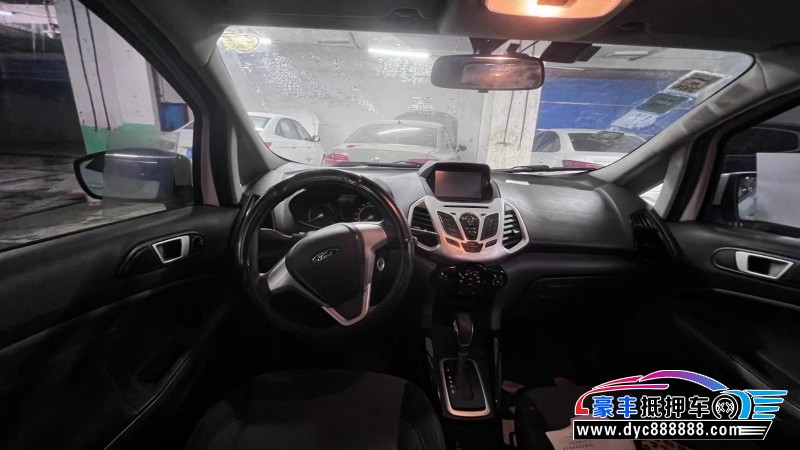 14年福特翼搏轿车抵押车出售