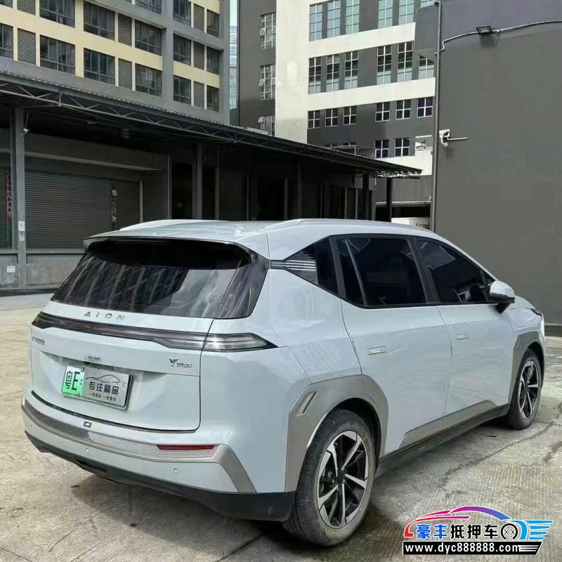 23年埃安Y70轿车抵押车出售