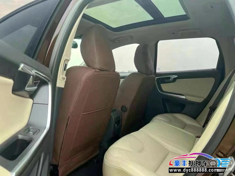 14年沃尔沃XC60轿车抵押车出售