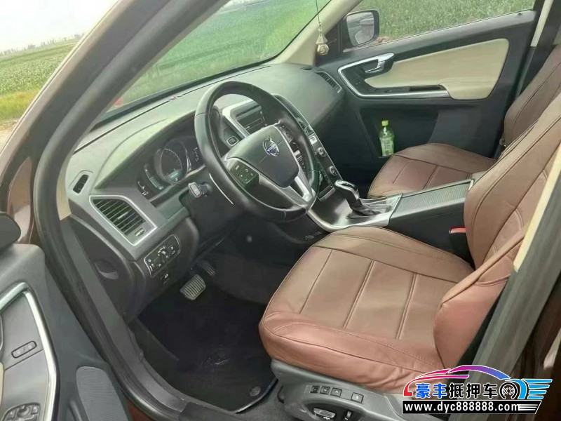 14年沃尔沃XC60轿车抵押车出售