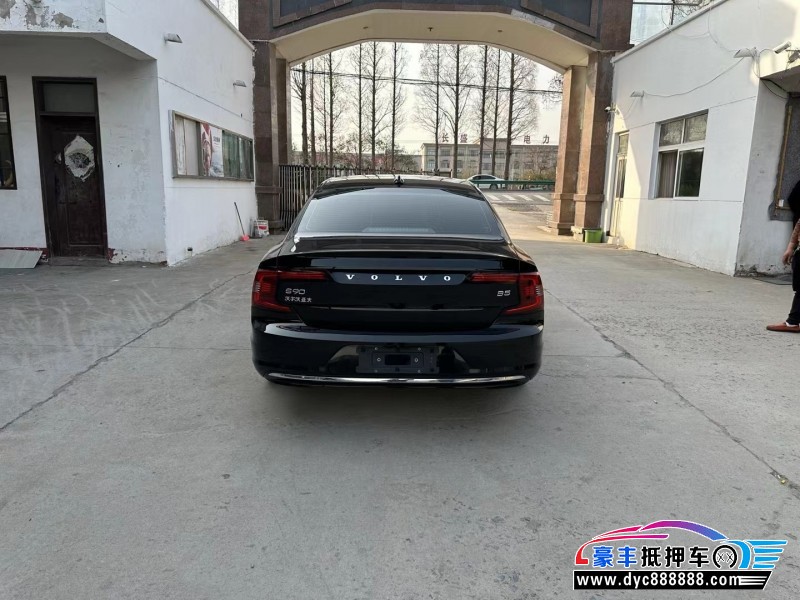 21年沃尔沃S90轿车抵押车出售
