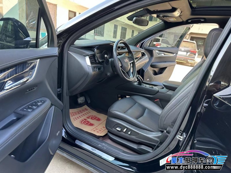 22年凯迪拉克xt6轿车抵押车出售