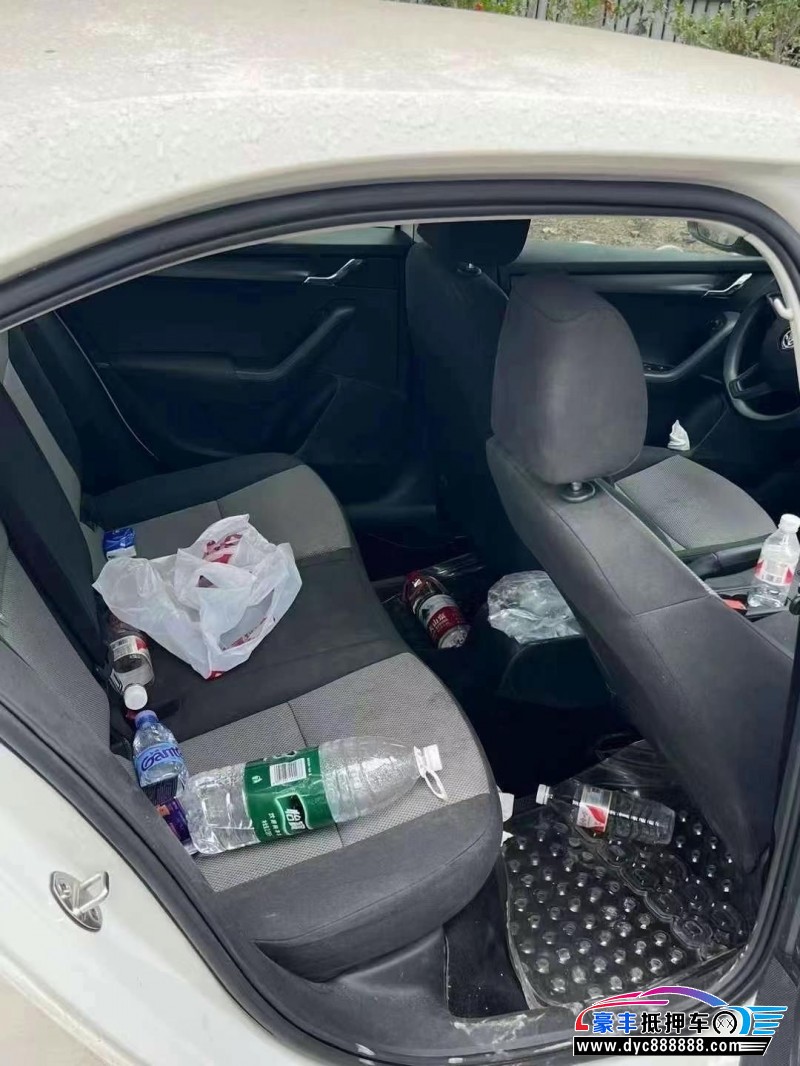 18年斯柯达明锐轿车抵押车出售