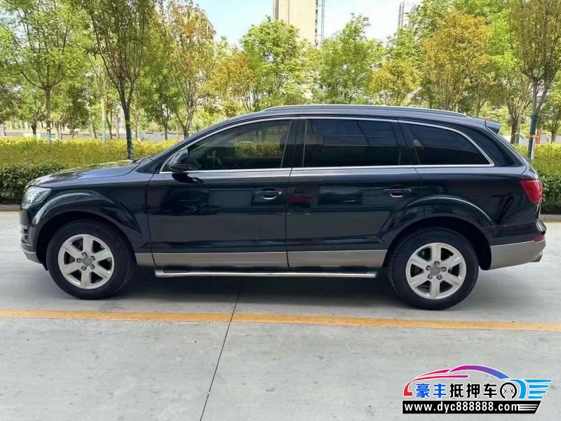 13年奥迪Q7轿车抵押车出售