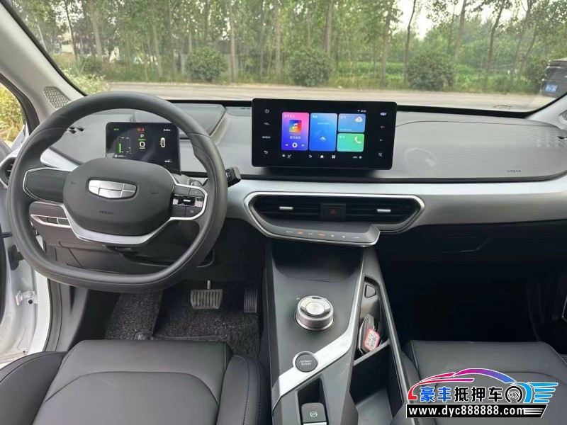 24年吉利几何轿车抵押车出售