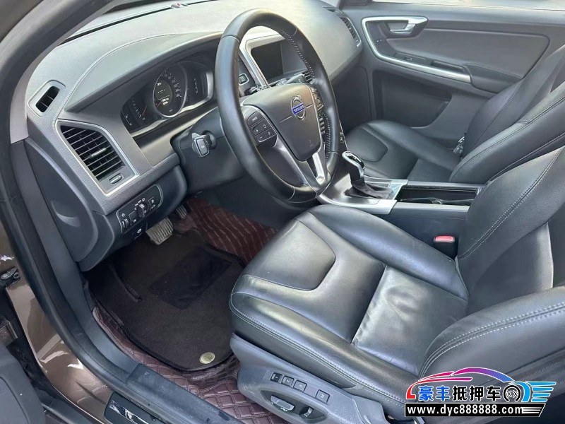 14年沃尔沃XC60轿车抵押车出售