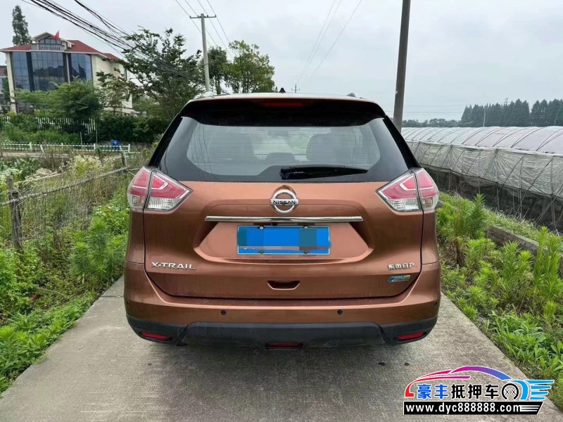 15年日产奇骏SUV抵押车出售