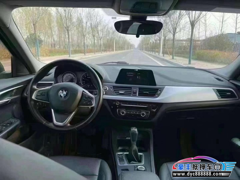 19年宝马1系轿车抵押车出售