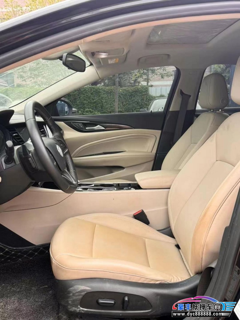 21年别克君威轿车抵押车出售