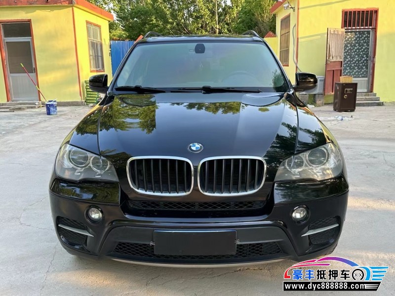 13年宝马X5轿车抵押车出售